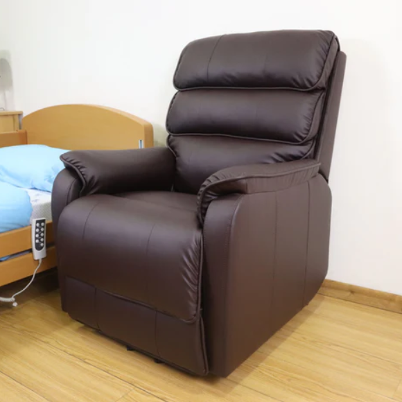 Poltrona Reclinável Para a Pessoa Idosa