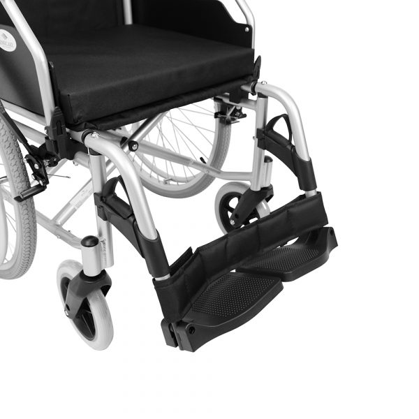 Silla de ruedas de aluminio con freno para cuidador YK9063F